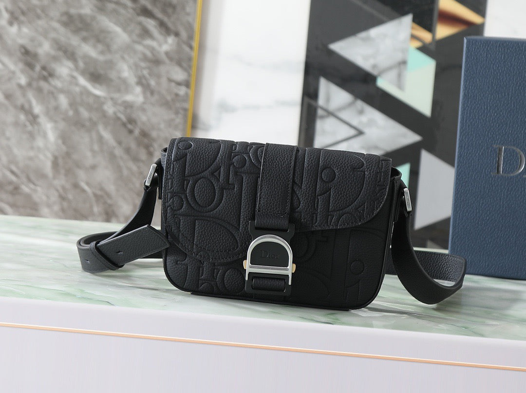 Dior Saddle Messenger Bag Oblique Jacquard