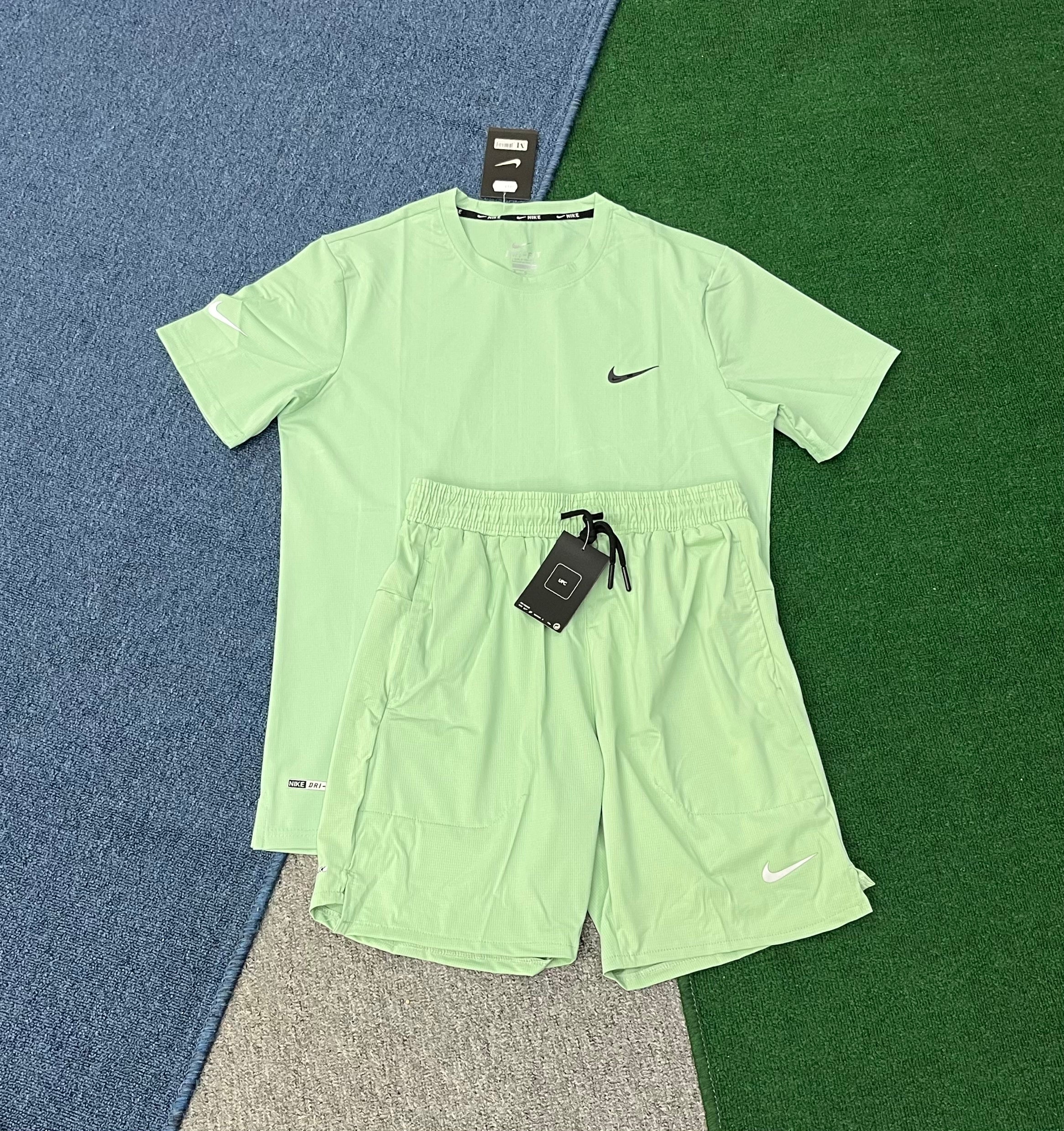 Ensemble Nike Running