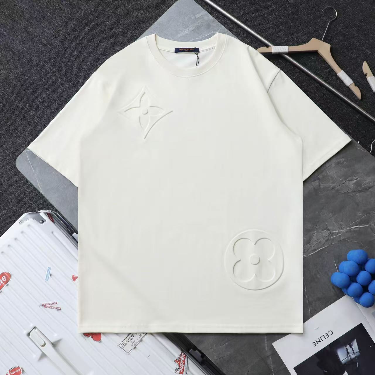 T-shirts Louis Vuitton – Relief Signature & Luxe Minimaliste