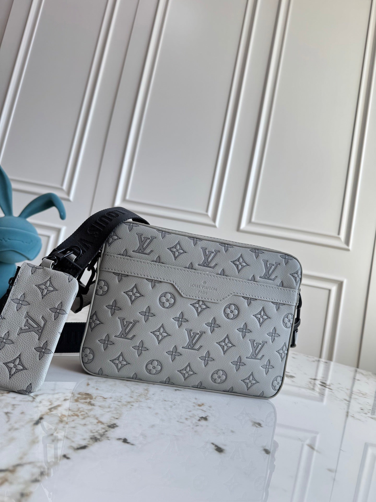 Louis Vuitton Sac Messenger Louis Vuitton Monogram Blanc avec Pochette Mini Zip