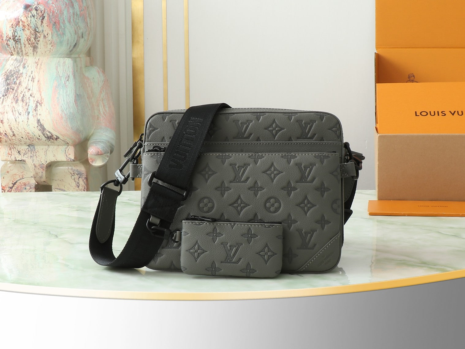 Louis Vuitton Sac Crossbody Louis Vuitton Monogram Blanc avec Pochette Frontale et Porte-cartes Zipé