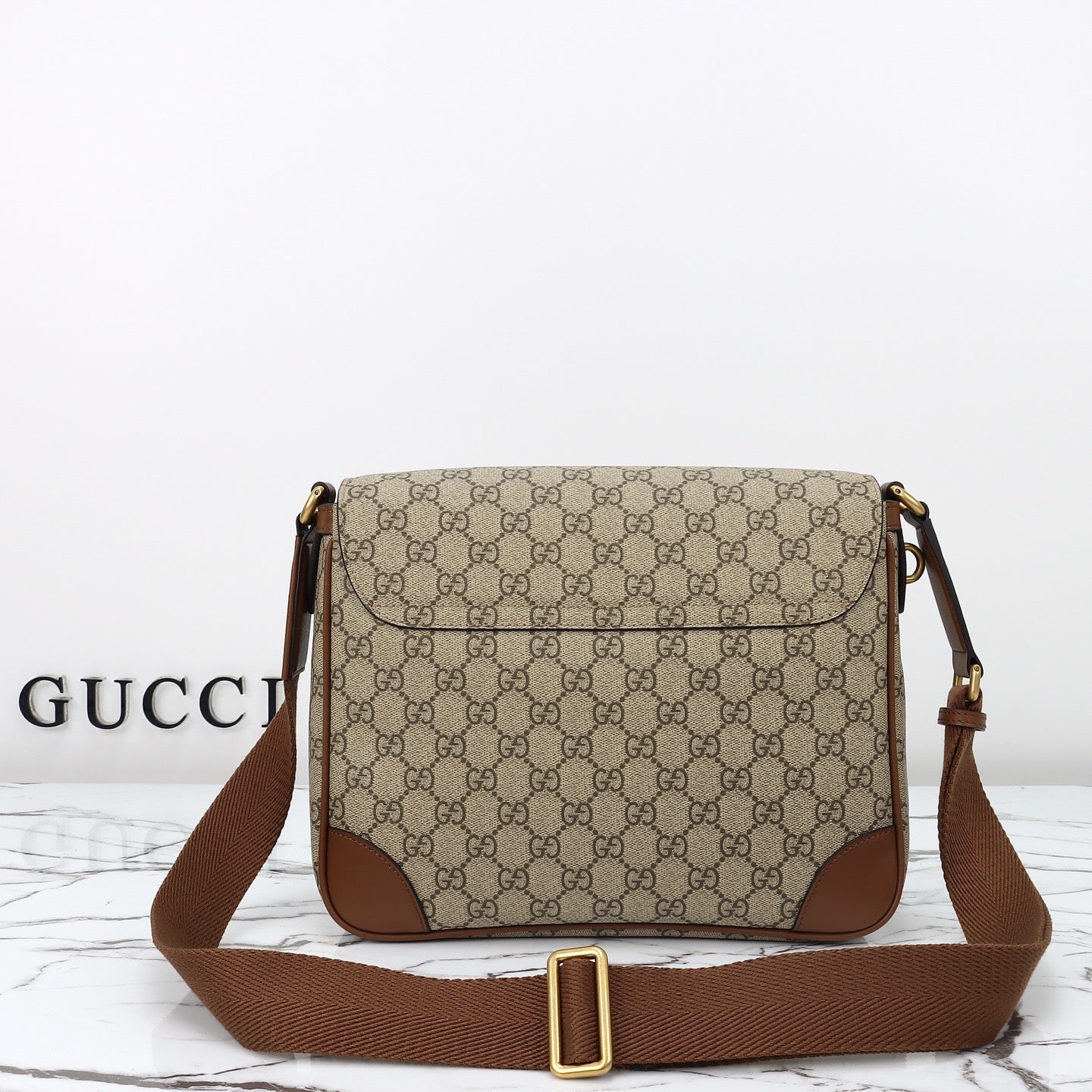 Gucci Sac Messenger Gucci GG Supreme Classique à Rabat