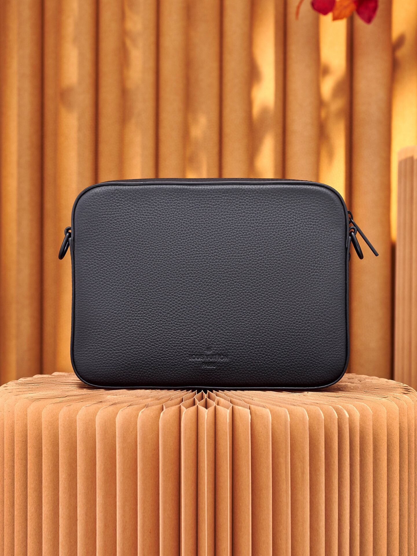 Louis Vuitton S Lock Messenger Monogram Eclipse