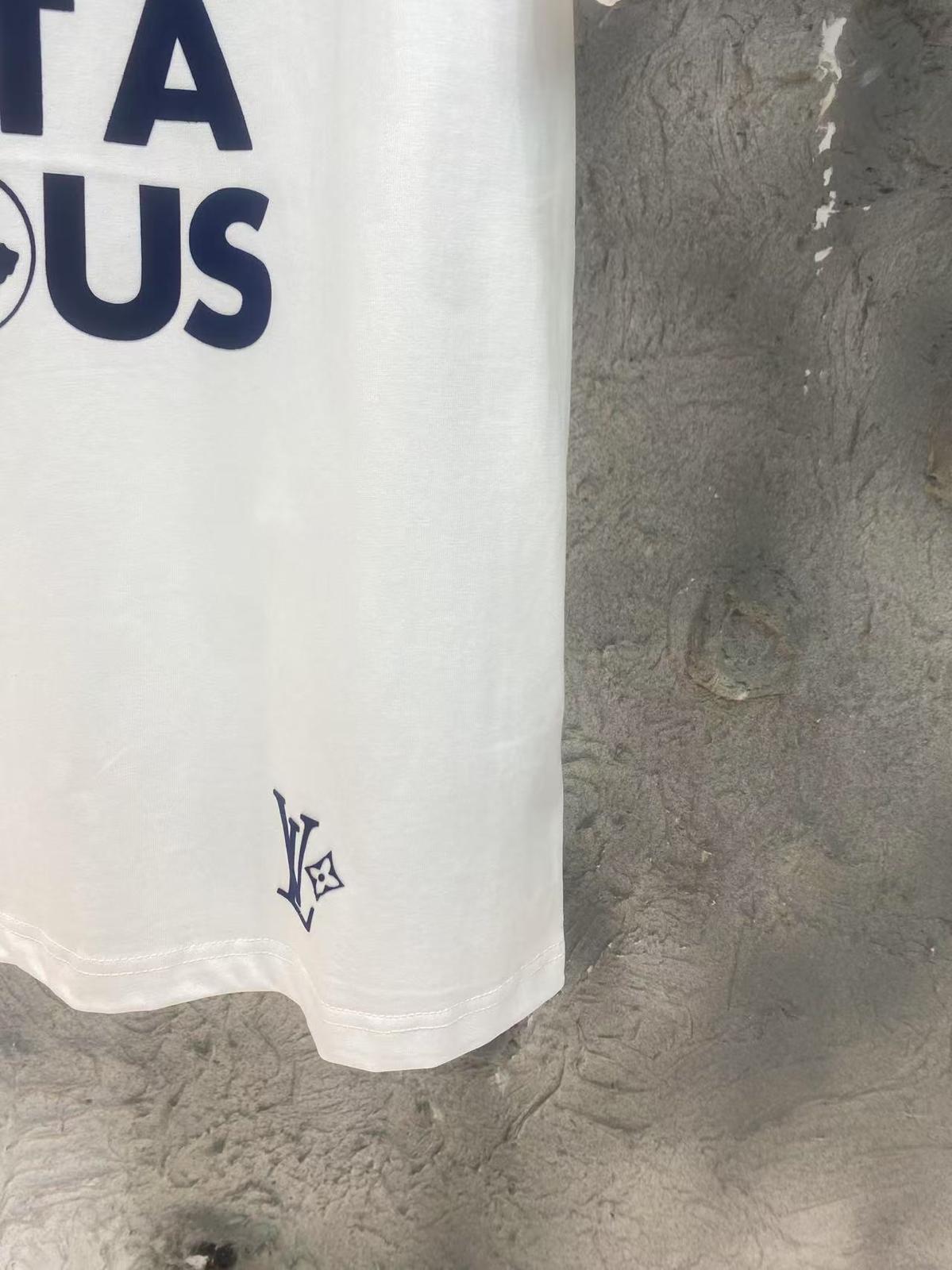 T-shirt Louis Vuitton Blanc – “Le Monde Est À Vous”