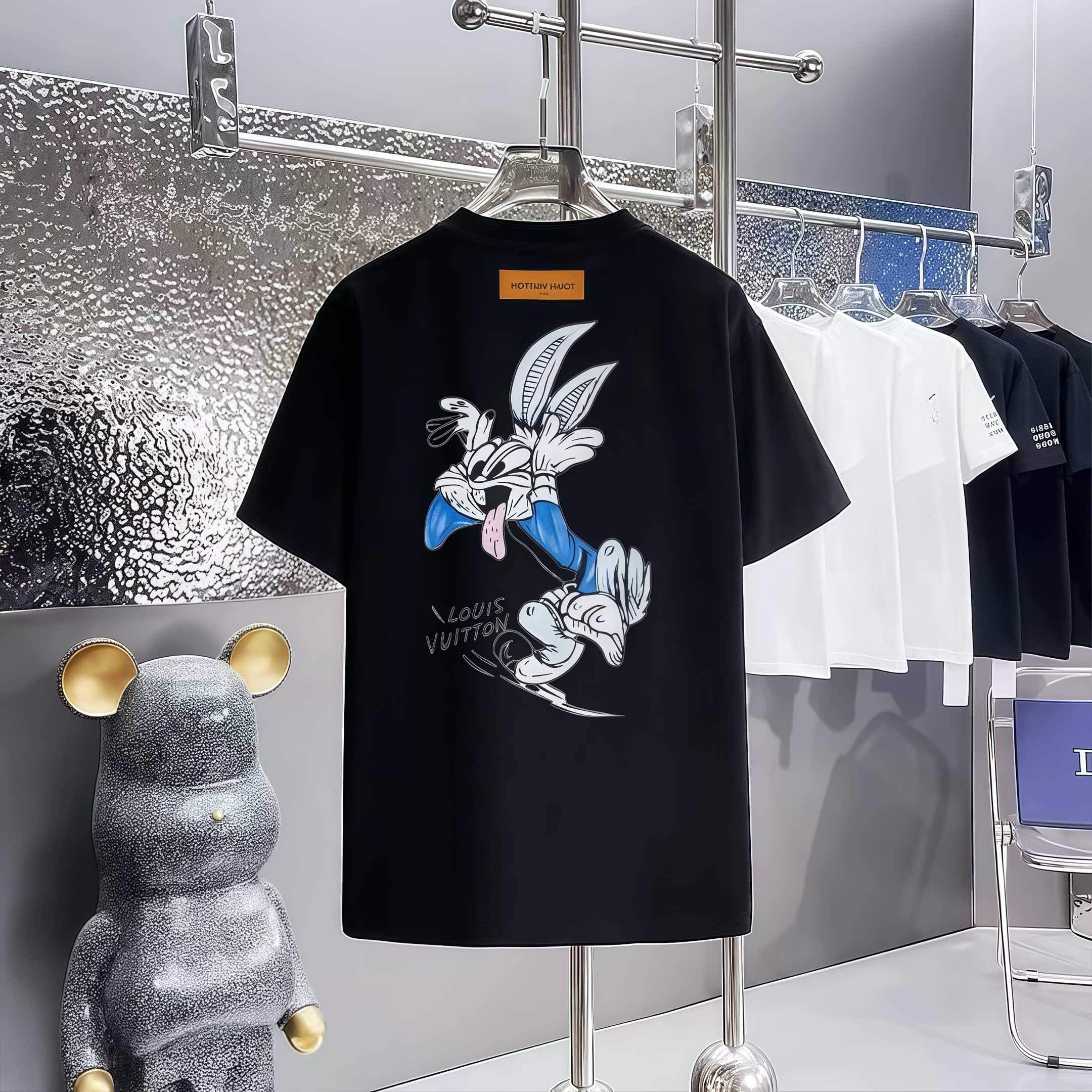 T-shirt Louis Vuitton Cartoon Graphic