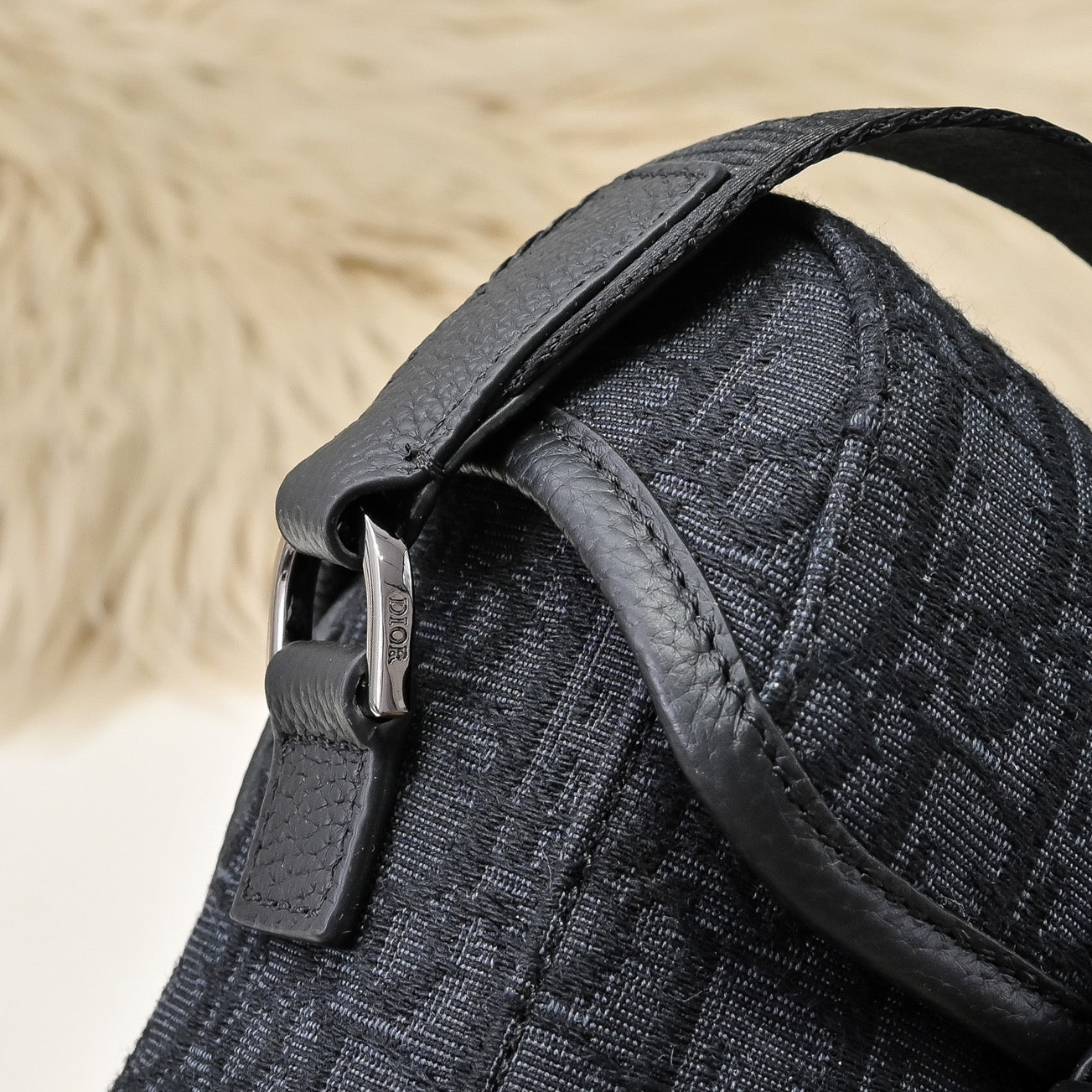Dior Safari Vertical Messenger Bag Dior Oblique Black