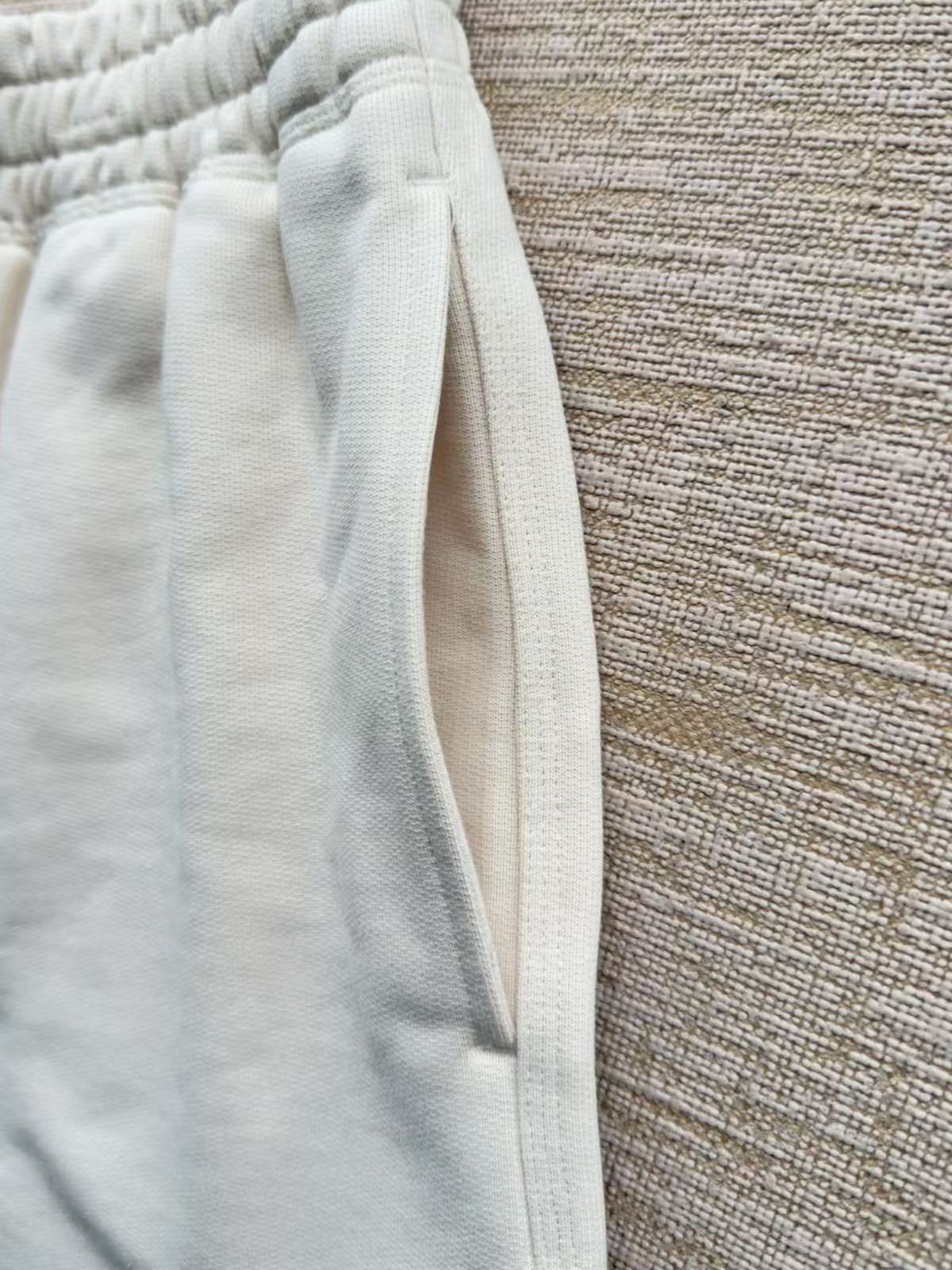 Short Burberry – Élégance Naturelle & Confort Premium