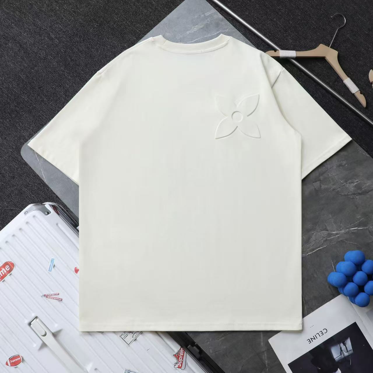 T-shirts Louis Vuitton – Relief Signature & Luxe Minimaliste