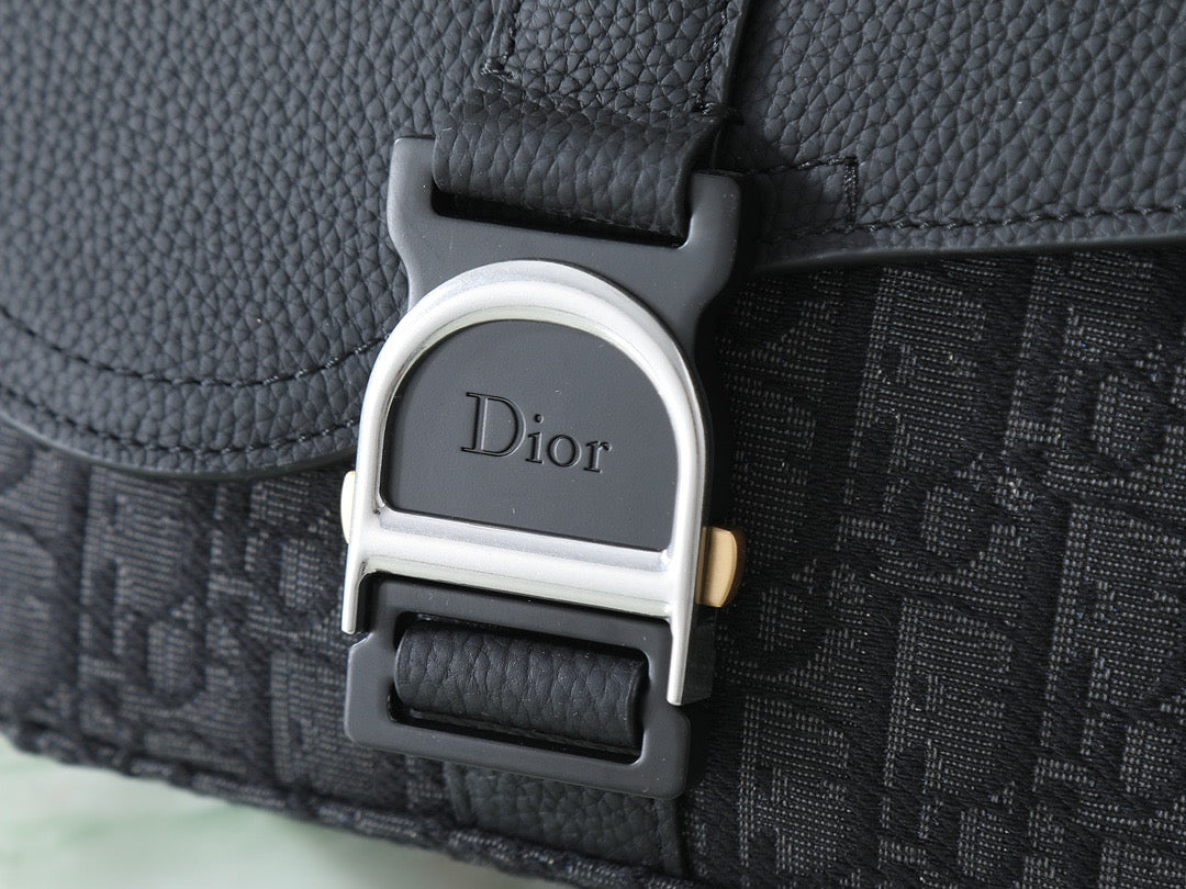 Dior Sac Bandoulière Dior Oblique Noir à Boucle CD Lock