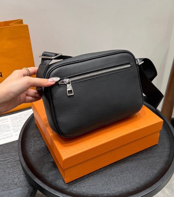 Louis Vuitton Outdoor Messenger Monogram Empreinte Black