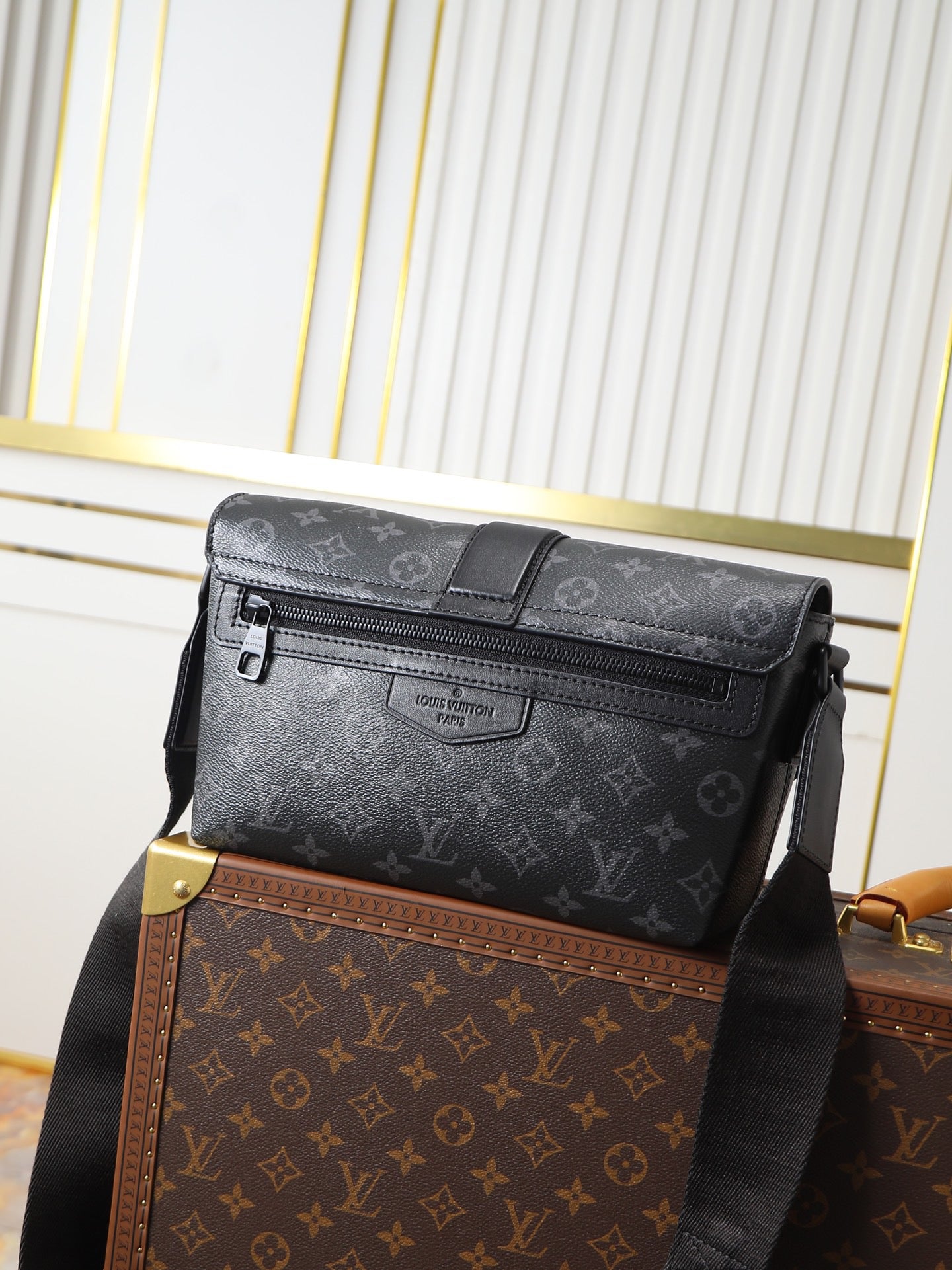 Louis Vuitton S-Lock Messenger Monogram Eclipse