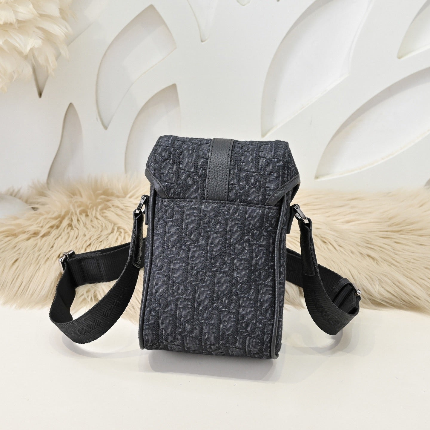 Dior Safari Vertical Messenger Bag Dior Oblique Black